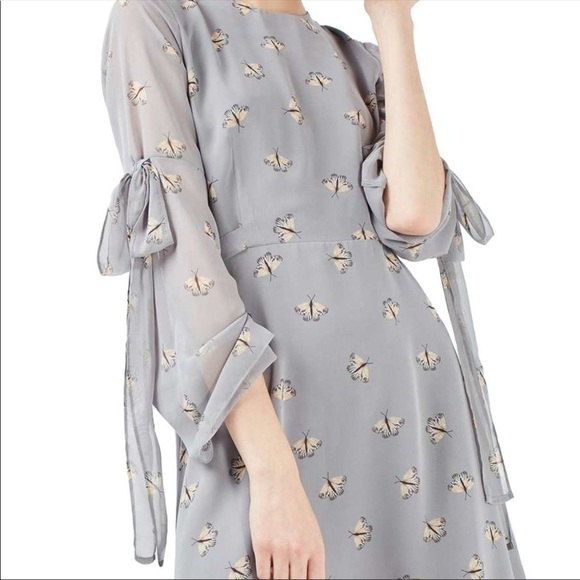 Topshop Dresses & Skirts - Topshop Moth Print Tie Sleeve Skater Dress Size 8